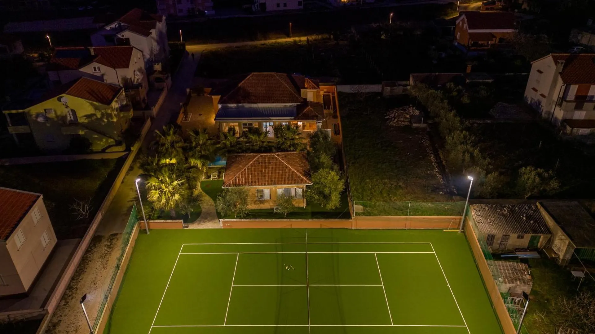 Luxury Villa Agape Palm Beach Tennisplatz Privlaka