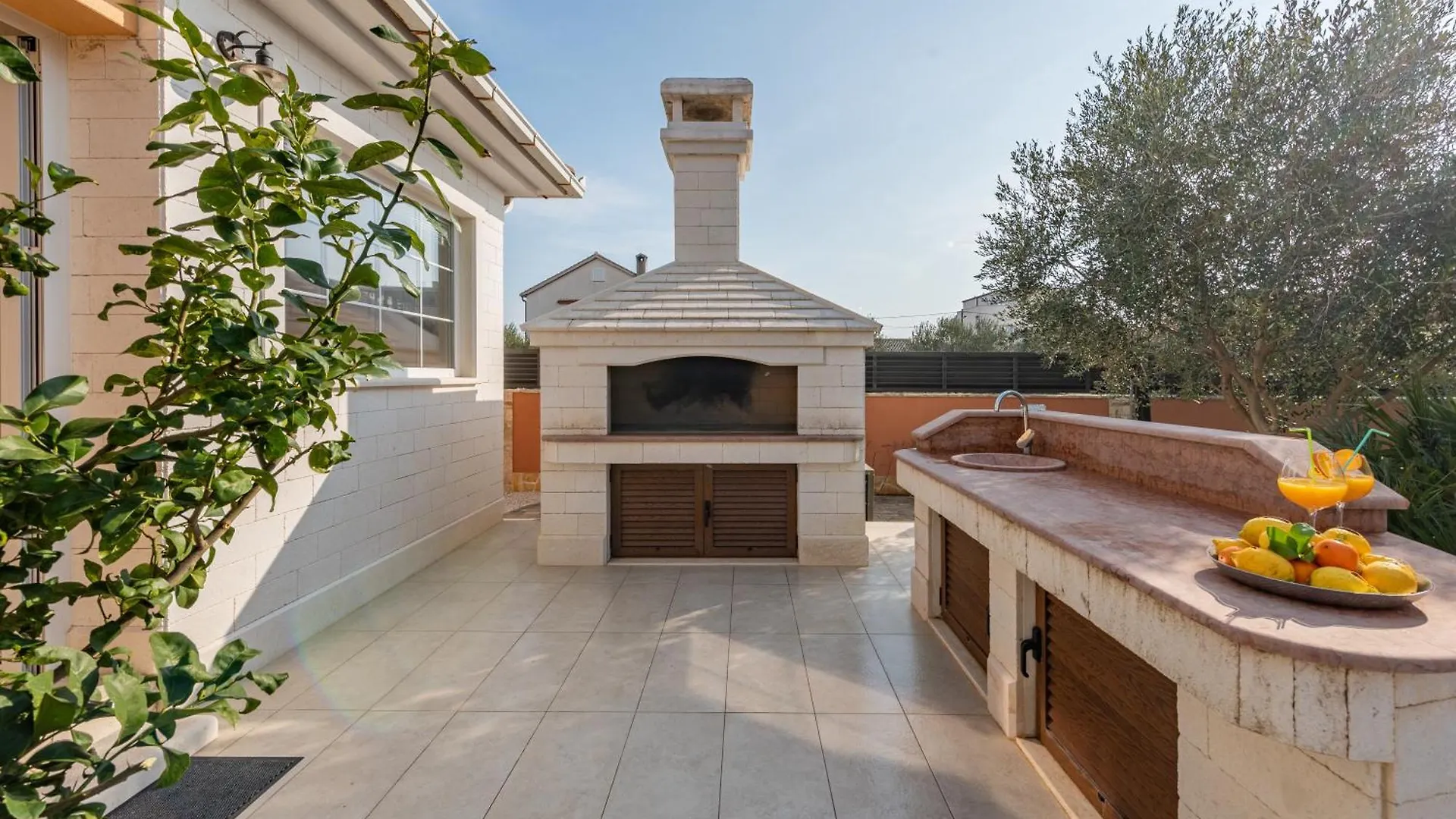 Luxury Villa Agape Palm Beach Tennisplatz Privlaka  Croácia