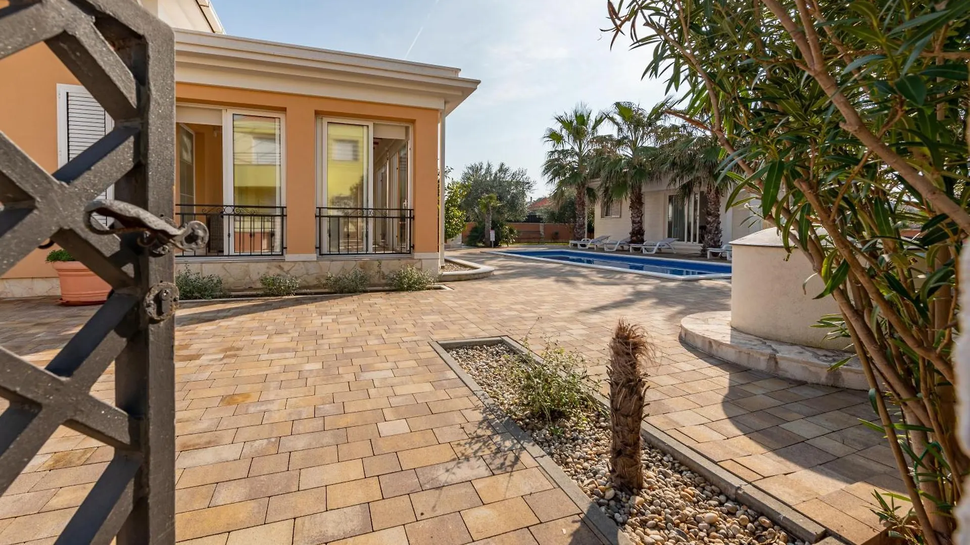 Luxury Villa Agape Palm Beach Tennisplatz Privlaka
